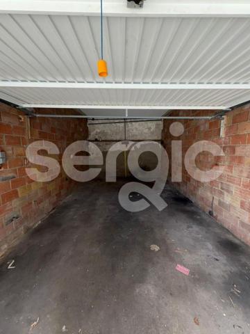 Location Garage Box 10 60200 Compiegne 43 1133 01 0022