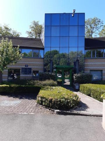 Location Bureau 42 77420 Champs Sur Marne 809508