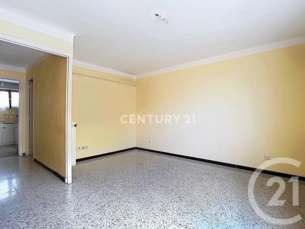 Appartement F3 à vendre  3 pièces - 59,96 m 2   AUBAGNE  - 13