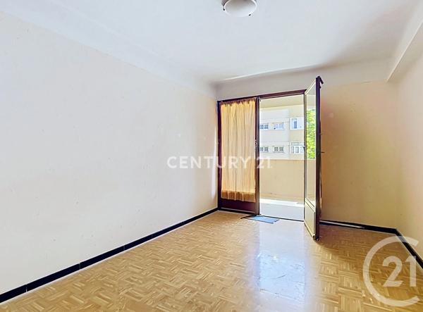 Appartement F3 à vendre  3 pièces - 59,96 m 2   AUBAGNE  - 13