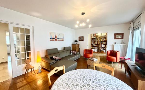 Appartement à vendre    5 pièces • 118,80 m2 Villeurbanne