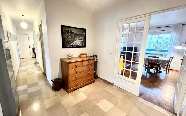 Appartement à vendre    5 pièces • 118,80 m2 Villeurbanne