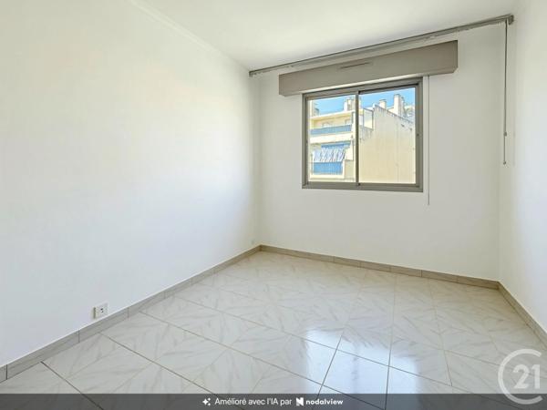Appartement F4 à vendre  4 pièces - 72,09 m 2   ANTIBES  - 06