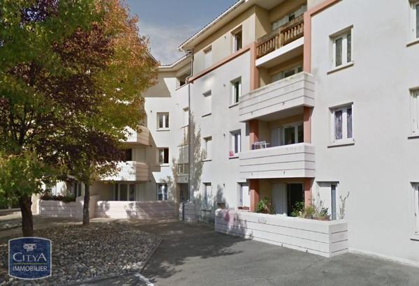 Appartement à louer 3 pièces 69.5m²