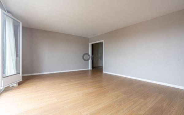 Appartement à vendre    3 pièces • 86,51 m2 Joinville-le-Pont