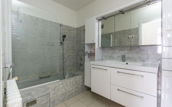 Appartement à vendre    3 pièces • 86,51 m2 Joinville-le-Pont