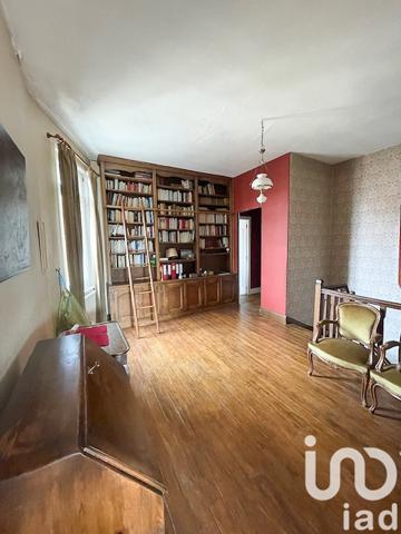 Maison à vendre 11 pièces 340 m² Saint-Quentin