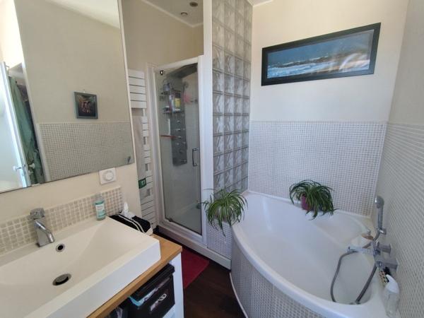 Maison à vendre 317 700 € Le Pellerin 5 p 130 m² DPE C
