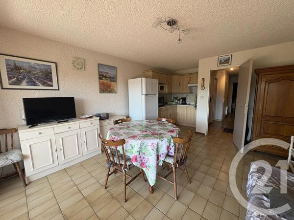 Appartement à vendre  3 pièces - 42,14 m 2   BORMES LES MIMOSAS  - 83