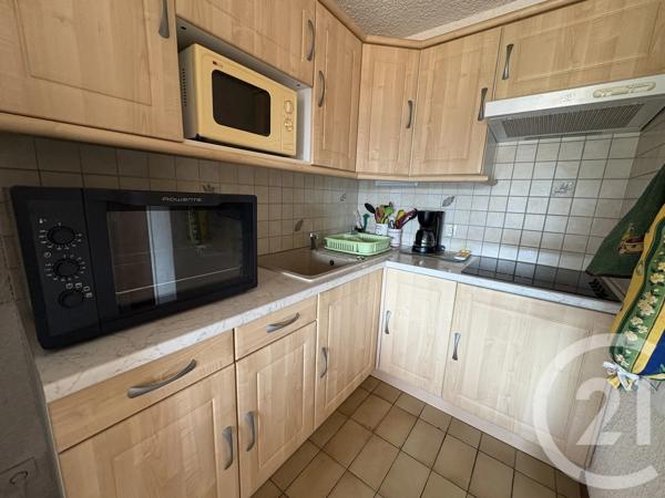 Appartement à vendre  3 pièces - 42,14 m 2   BORMES LES MIMOSAS  - 83