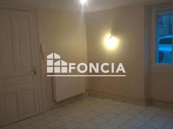 Location Appartement 2 pièces 28.9 m² - 91 RUE DES CARMES Cahors 46000