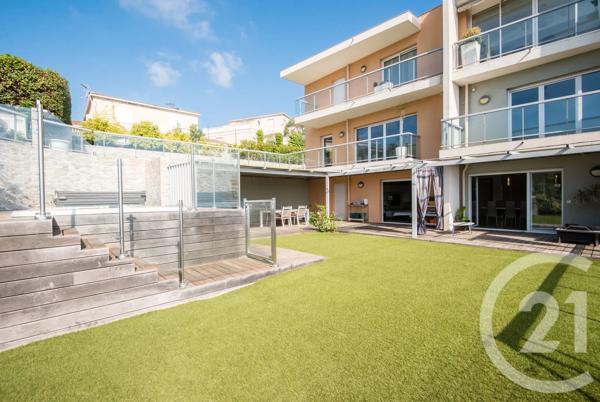 Appartement F4 à vendre  4 pièces - 112,94 m 2   NICE  - 06