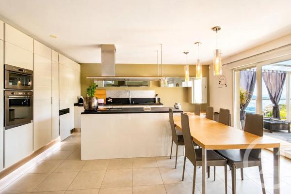 Appartement F4 à vendre  4 pièces - 112,94 m 2   NICE  - 06
