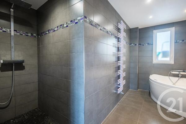 Appartement F4 à vendre  4 pièces - 112,94 m 2   NICE  - 06