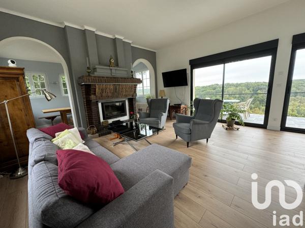 Maison 8 pièces de 190 m² à Conches-en-Ouche (27190)