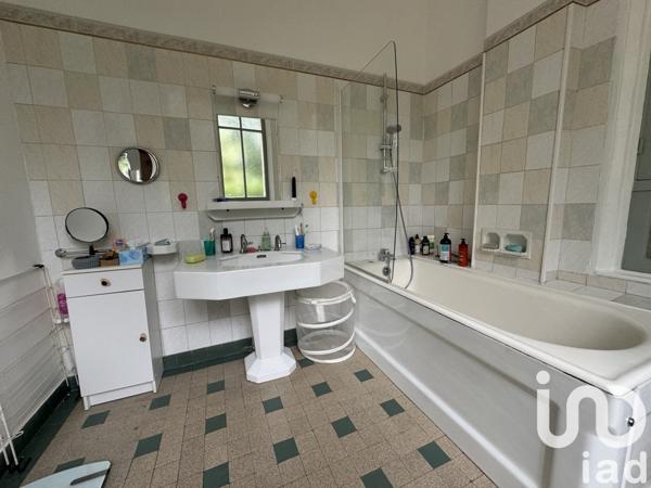 Maison 8 pièces de 190 m² à Conches-en-Ouche (27190)