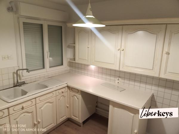 445000€ Faire une offre. 70 m², 1chb ou 2 chb possibles, double salon, traversant, balcon + terrasse. 