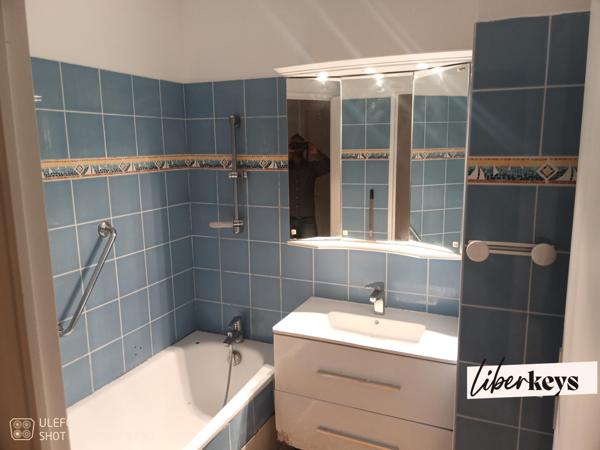 445000€ Faire une offre. 70 m², 1chb ou 2 chb possibles, double salon, traversant, balcon + terrasse. 