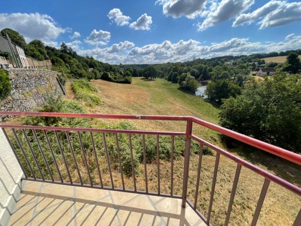 Vue panoramique tout confort 219m2 LA CELLE DUNOISE (23)