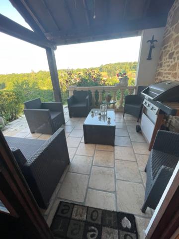 Vue panoramique tout confort 219m2 LA CELLE DUNOISE (23)