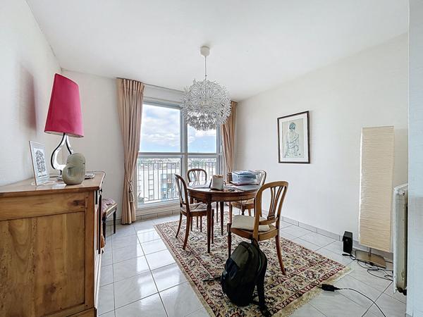 Brest: bel appartement lumineux de 87 m² avec balcon