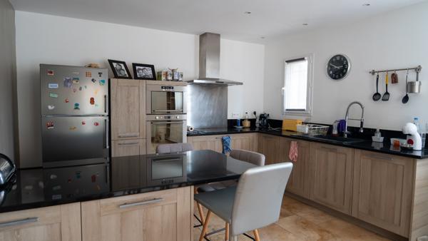 Maison 5 pièces - 207 m² Exclusivité efficity