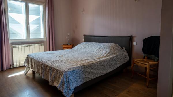 Maison 5 pièces - 207 m² Exclusivité efficity