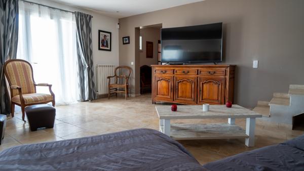 Maison 5 pièces - 207 m² Exclusivité efficity