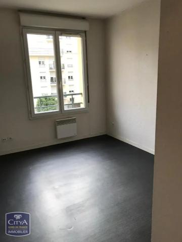 Appartement à louer 2 pièces 43.7m² Lille (59800)