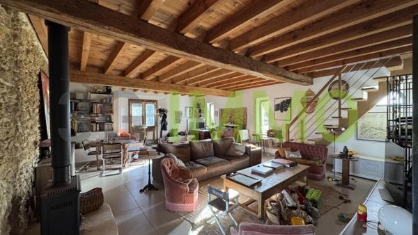 Vente / Maison avec dépendance