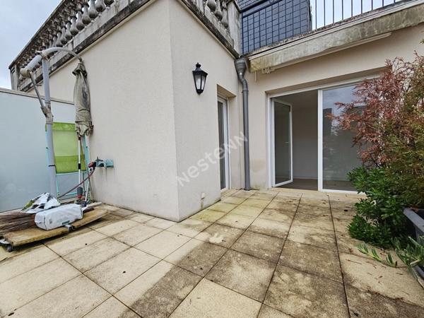 Puteaux Mairie : Appartement de Standing de 3 pièces avec 2 terrasses, cave et Parking