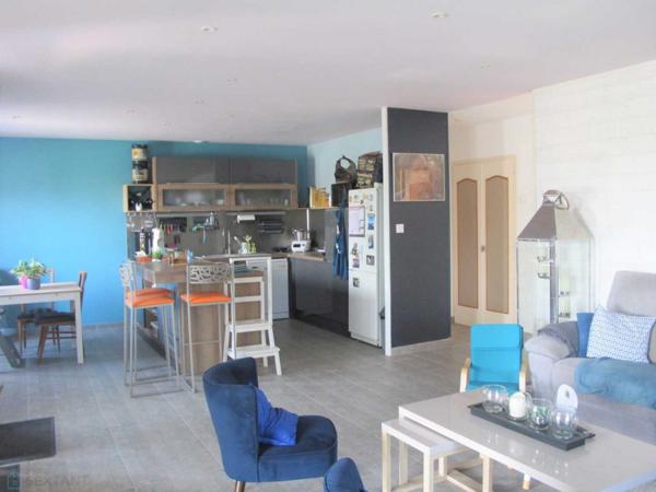 MAISON DE PLAIN PIED - 107M² - PISCINE - JARDIN 900M²