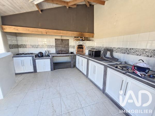 Maison à vendre 9 pièces 241 m² Châteauneuf-sur-Loire