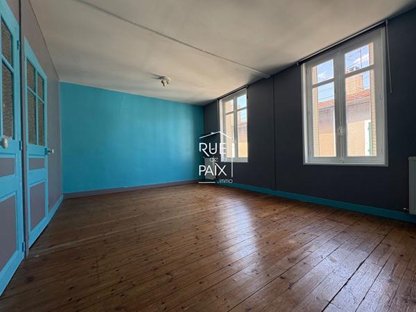 79800 LA MOTHE SAINT HERAY Maison 7 pièces 175 m²
