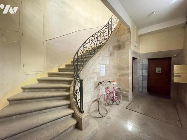 Saint-Malo - Intra-Muros - Appartement de 34.72m² - situé au 3ème étage