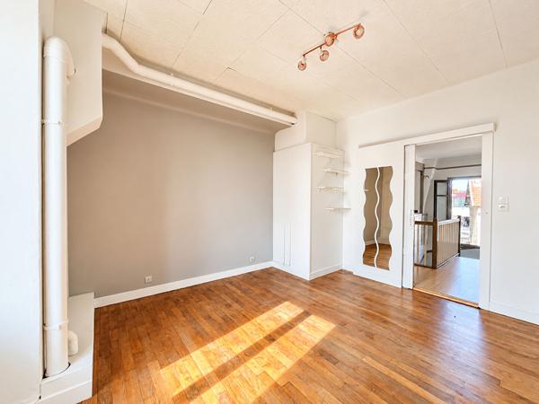 Appartement Dijon sud 5 pièces de 115 m2 en duplex.