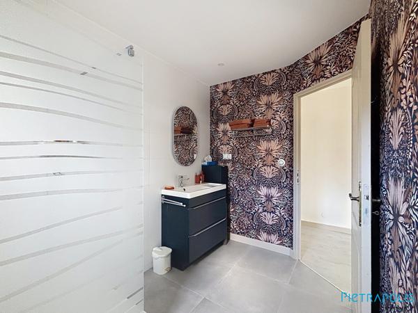 Maison individuelle avec terrain et garage