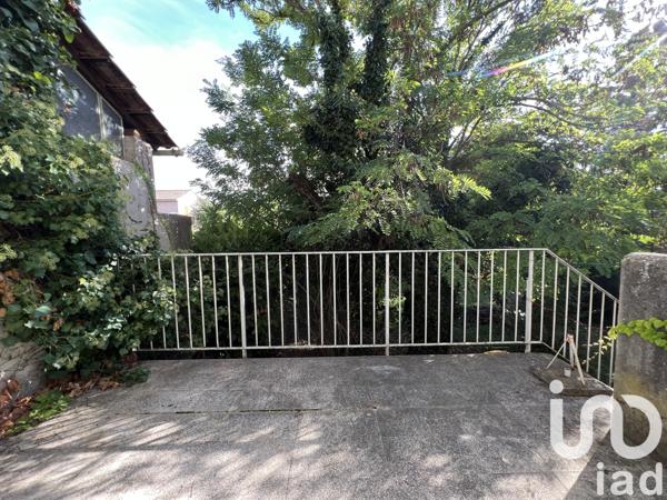 Maison à vendre 5 pièces 80 m² Peyrolles-en-Provence
