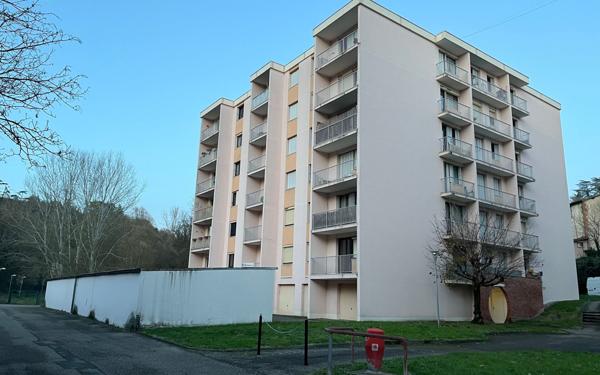Appartement à vendre    2 pièces • 46,17 m2 Pont-Évêque