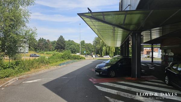 Spécial investisseur/Actif commercial occupé – Bail à construction jusqu'en 2052