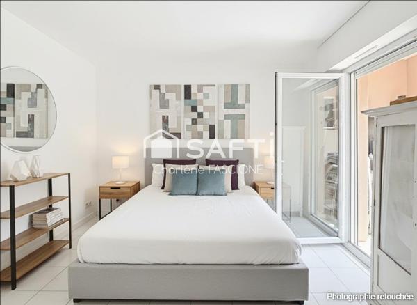 Coup de cœur assuré à St Raphaël : T3 lumineux, piscine et tout à pied !