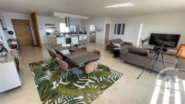 Maison à vendre  8 pièces - 227 m 2   ALATA  - 201
