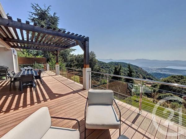 Maison à vendre  8 pièces - 227 m 2   ALATA  - 201