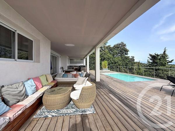Maison à vendre  8 pièces - 227 m 2   ALATA  - 201