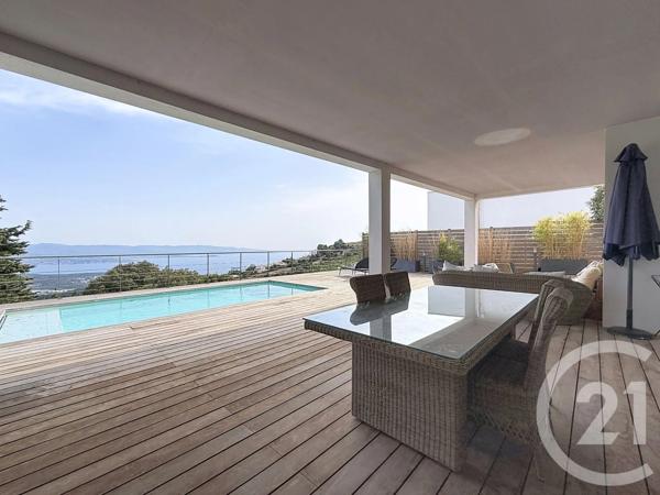 Maison à vendre  8 pièces - 227 m 2   ALATA  - 201