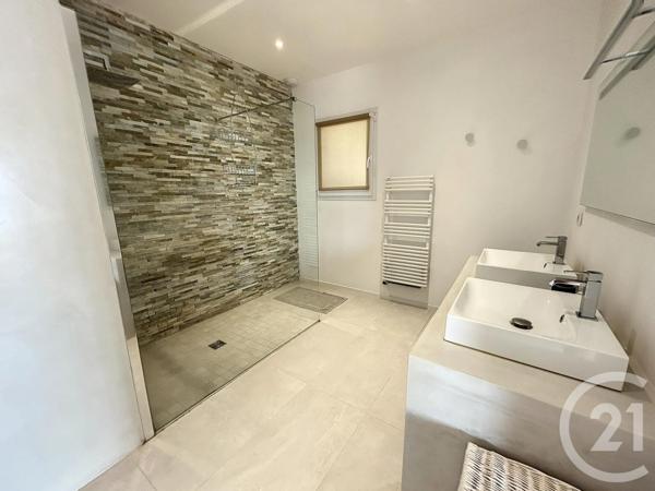 Maison à vendre  8 pièces - 227 m 2   ALATA  - 201