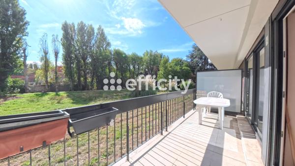 Appartement
         4 pièces
        - 83 m² Exclusivité 324 000 € *