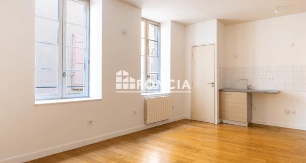 À vendre Studio 28.69 m² - Nîmes 30000