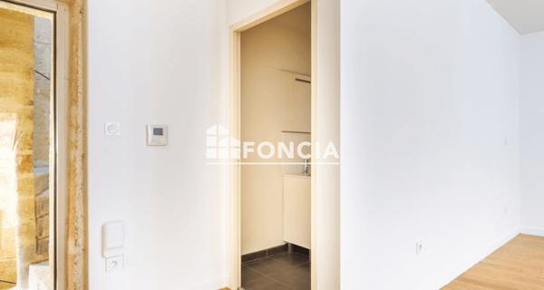 À vendre Studio 28.69 m² - Nîmes 30000