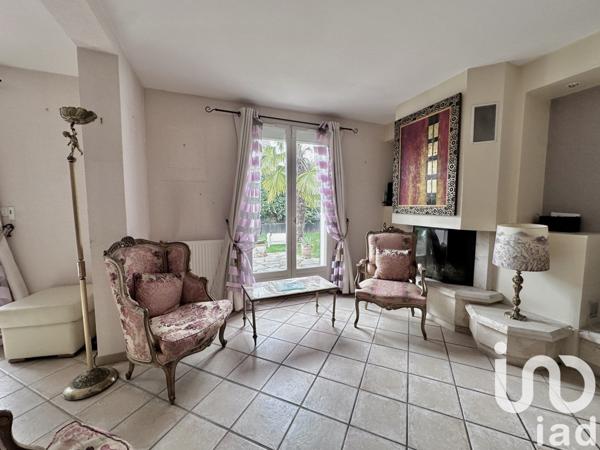 Maison à vendre 8 pièces 255 m² Saint-Germain-lès-Corbeil